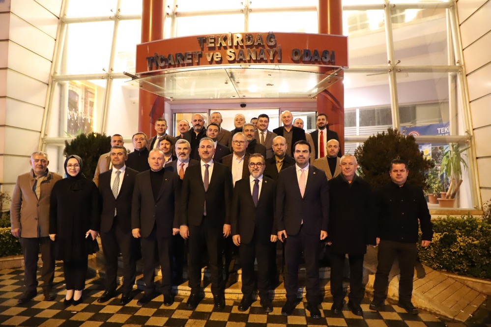 Geçmiş Dönem Adalet Bakanı ve AK Parti Grup Başkanvekili Abdülhamit Gül, Kurumumuzu Ziyaret Etti